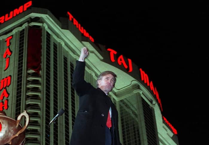 Donald Trump a încercat să cumpere Casa Poporului