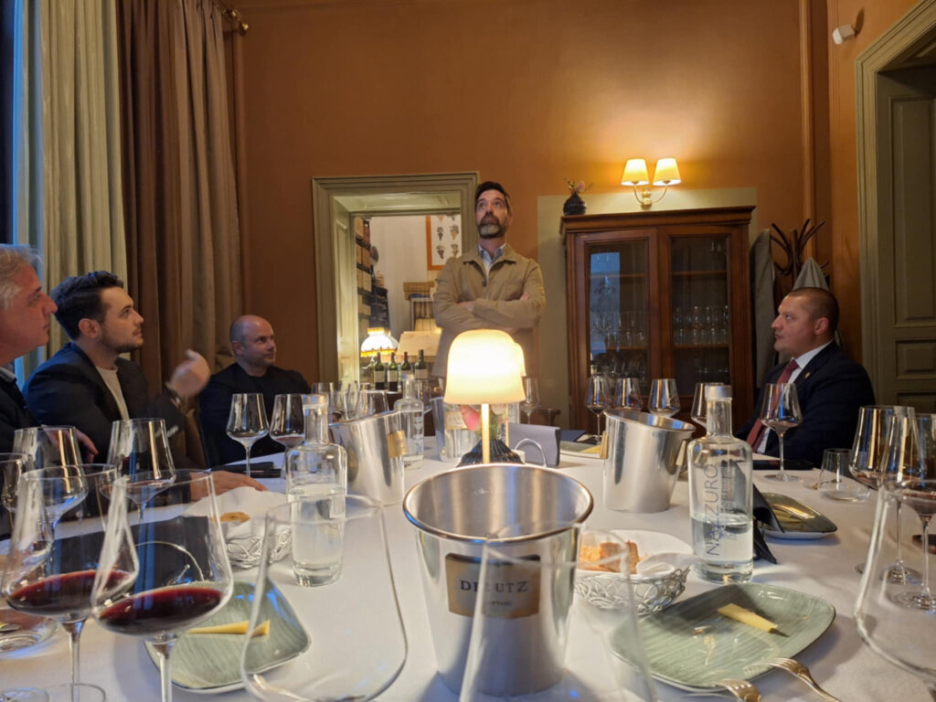 Château Cheval Blanc, vinul-vedetă al LVMH, a strălucit la București! Arnaud de Laforcade