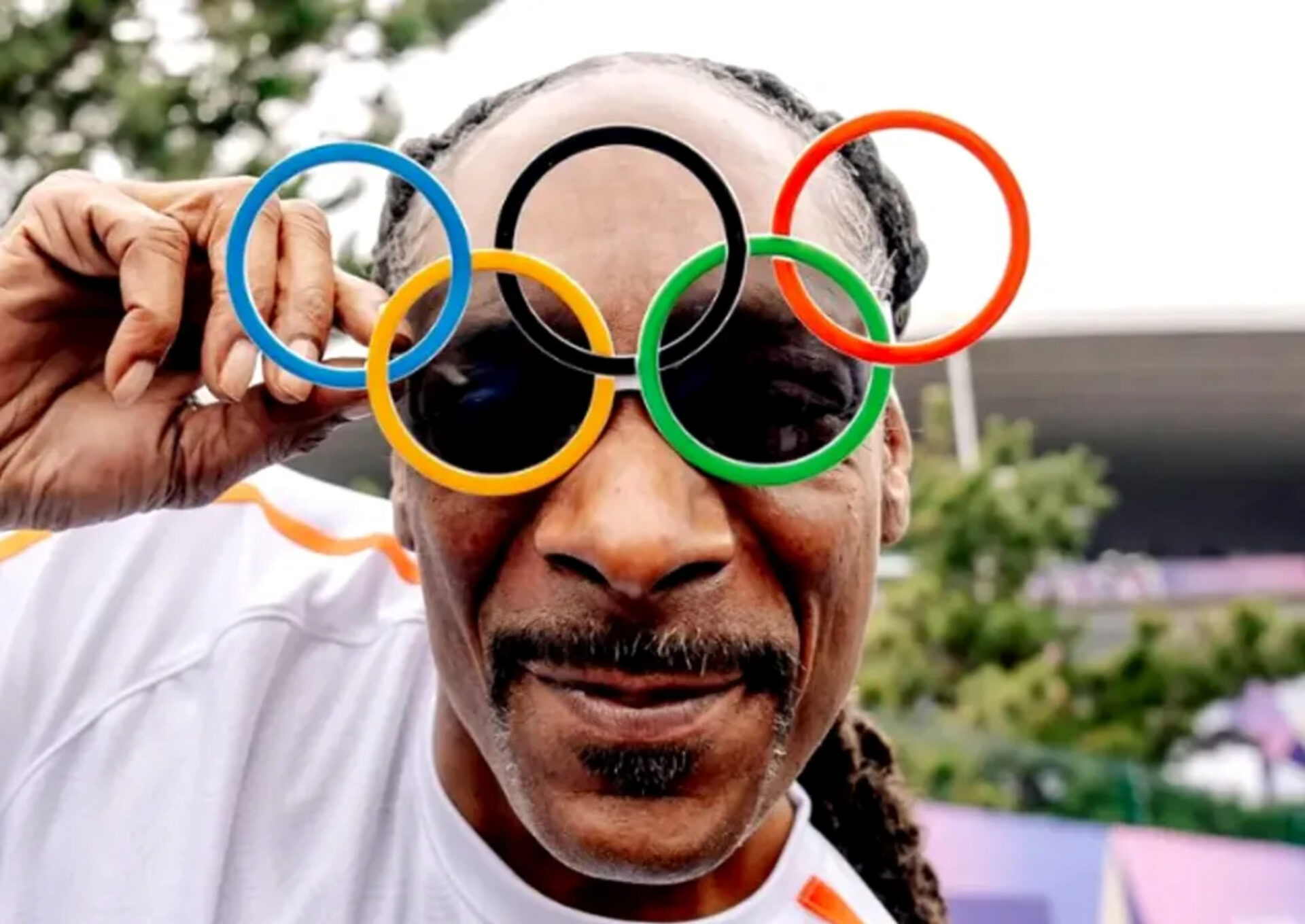Snoop Dogg, antrenor onorific al echipei SUA la JO de iarnă 2026. Campionul ”la fumat” s-a calificat după ce a cucerit JO Paris