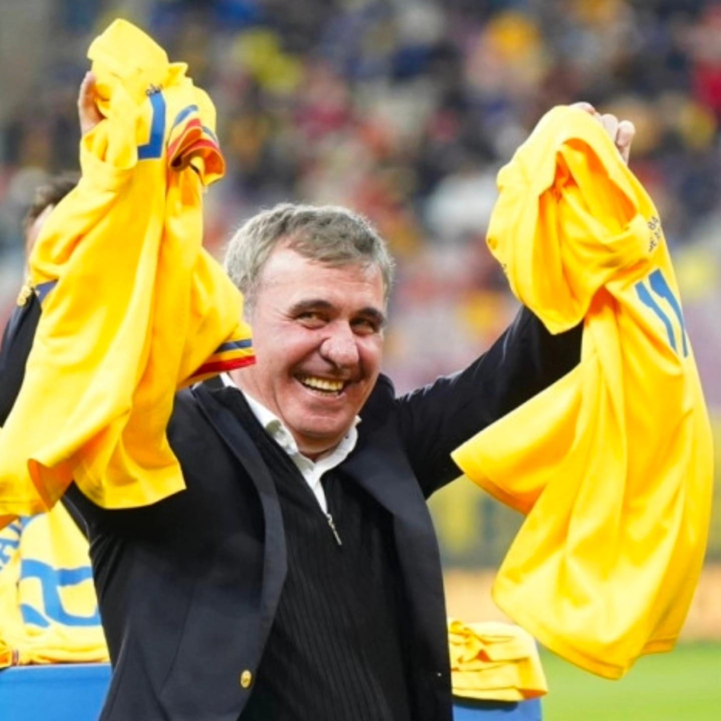 Gheorghe Hagi este oficial noul selecționer al României. Revine la națională dorind calificarea la Euro 2028
