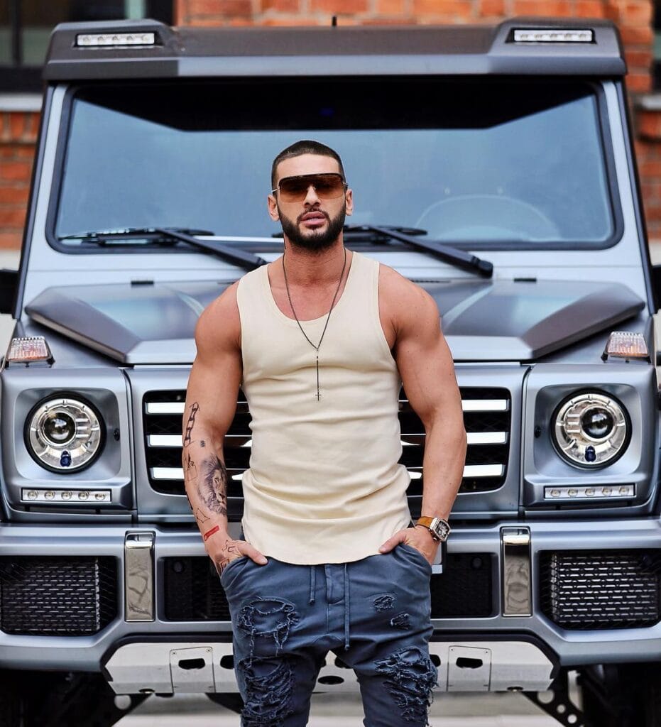 Călin Donca și Dorian Popa, doi influenceri cu condamnări penale caută dreptatea la tribunal. Ce sumă se dezbate în procesul care zguduie online-ul românesc