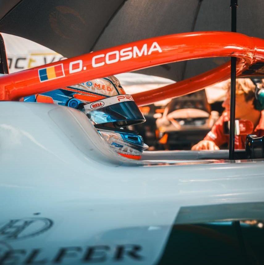 Un român face senzație în Formula 4! David Cosma Cristofor pleacă din pole position în Italia și visează la Formula 1