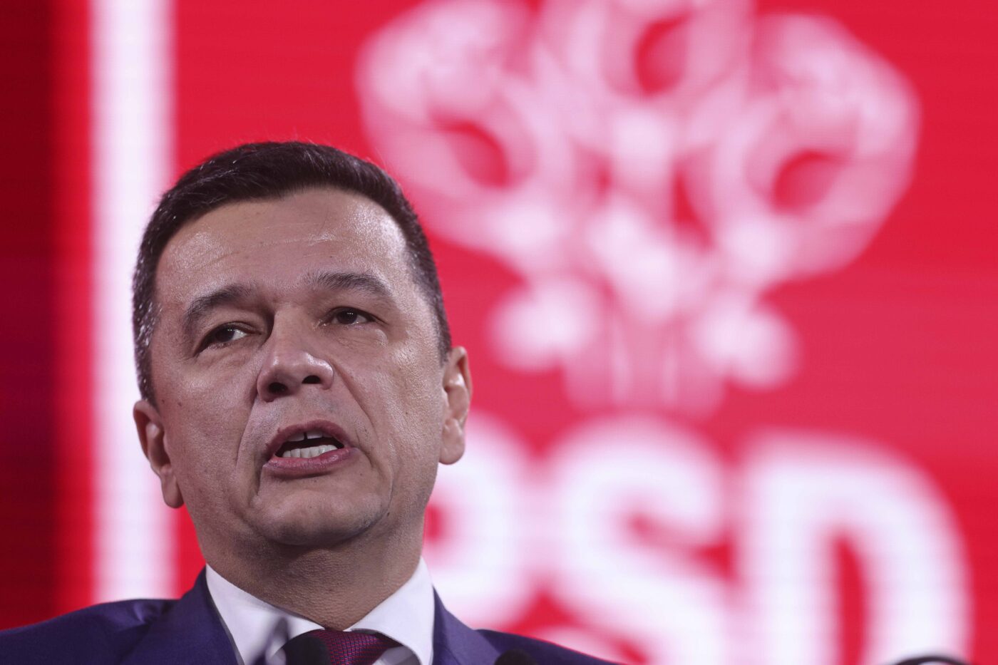 PSD s-a prăbușit în sondaje. PNL urcă puternic