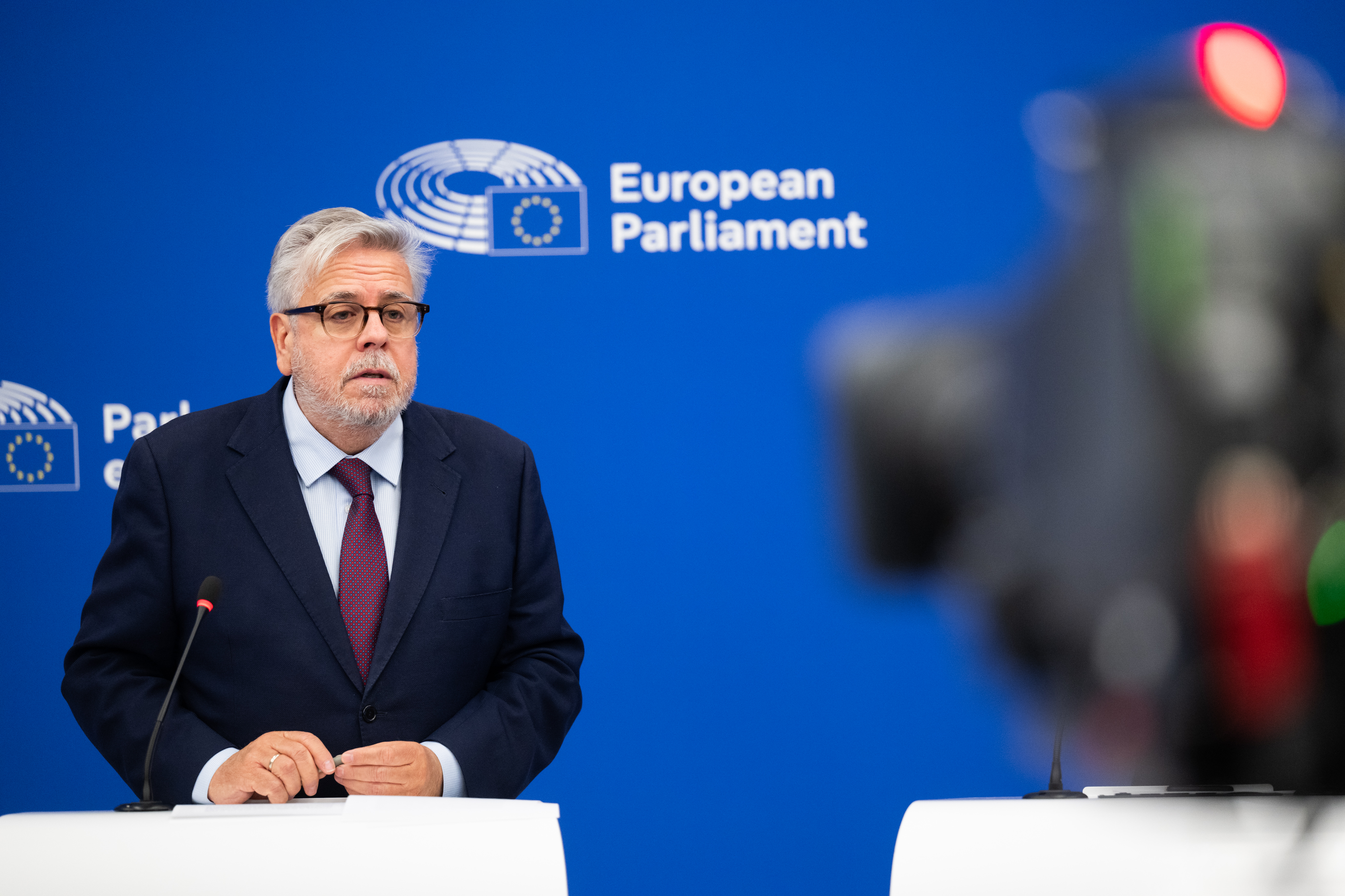 Parlamentul European avertizează că Georgia și Türkiye nu pot avansa spre Uniunea Europeană fără reforme democratice