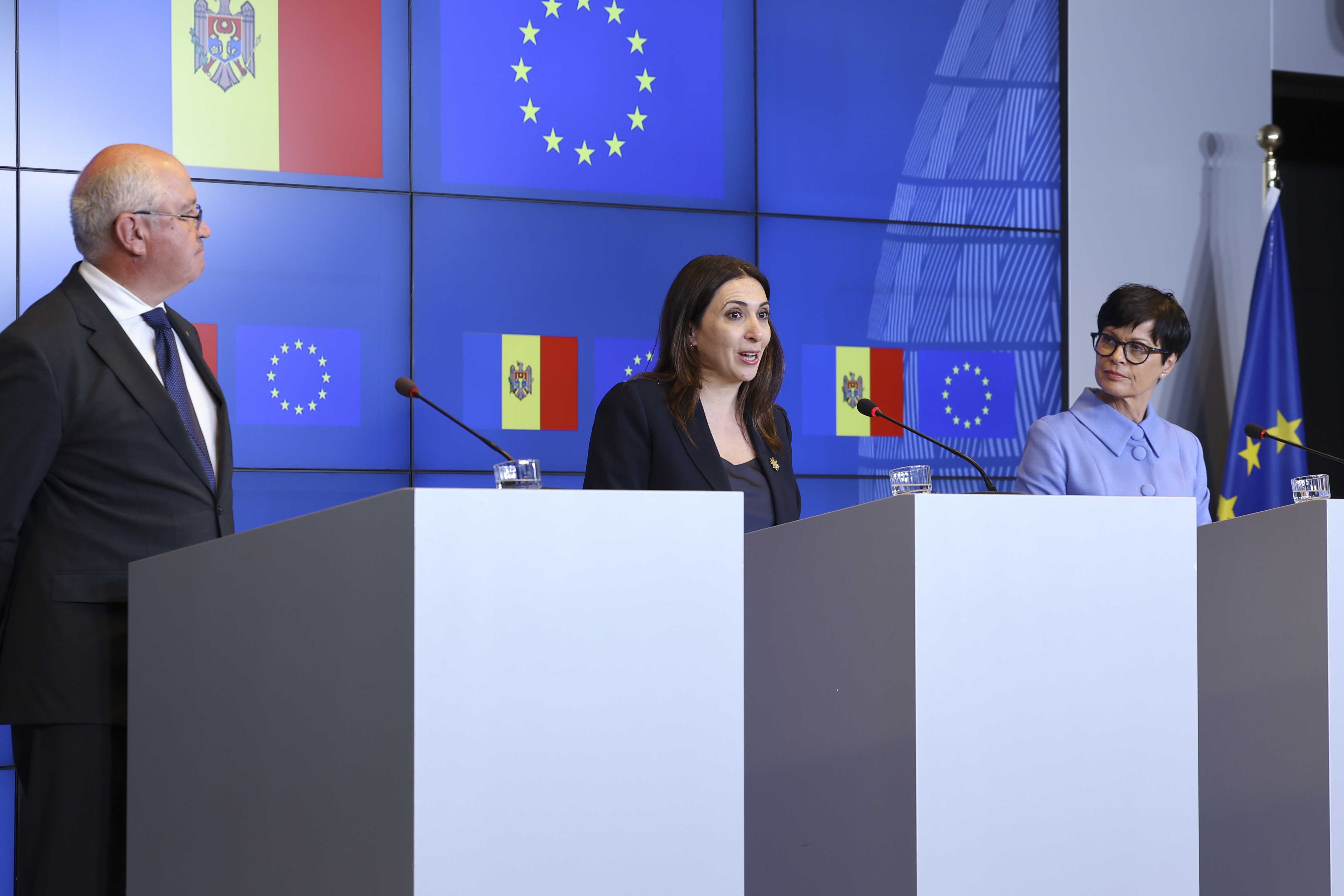 Premierul Alexandru Munteanu spune că aderarea Republicii Moldova nu mai este o promisiune politică, ci un proces început