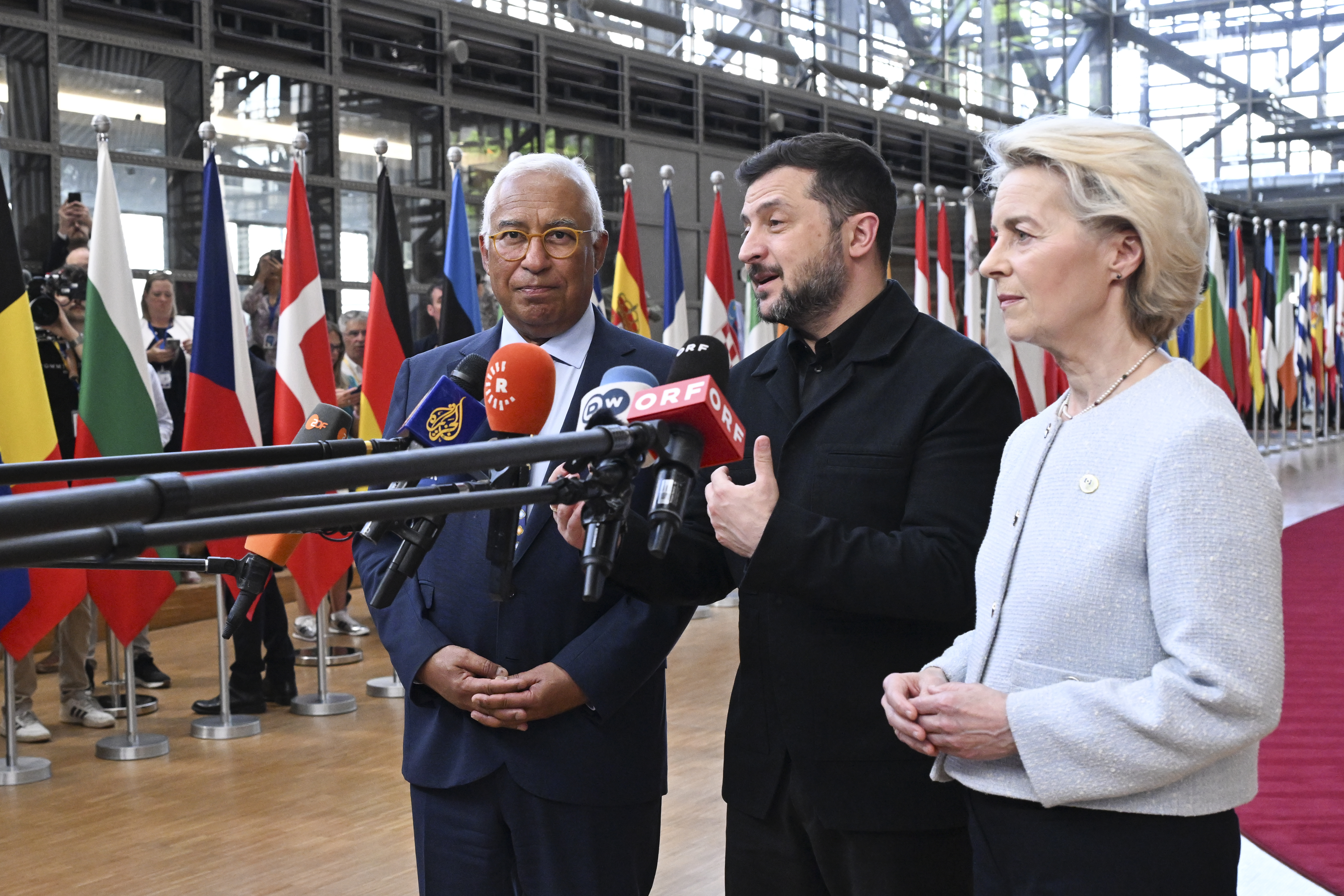 Uniunea Europeană promite Ucrainei 90 de miliarde de euro și noi pași în negocierile de aderare
